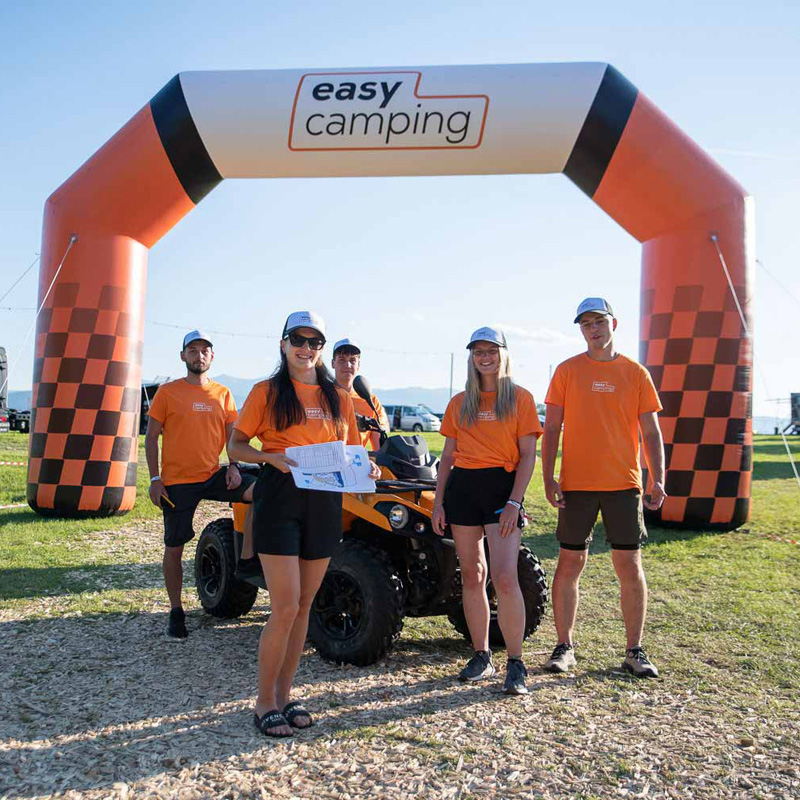 Gruppe von Freunden | F1 Grand Prix von Ungarn | Camping | GPcamping.com