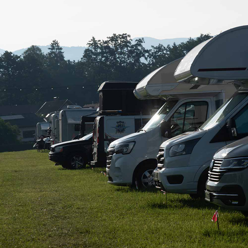 Wohnwagen, Wohnmobile, Zelte, Wohnwagen und Wohnanhänger | F1 Grand Prix von Ungarn | Camping | GPcamping.com